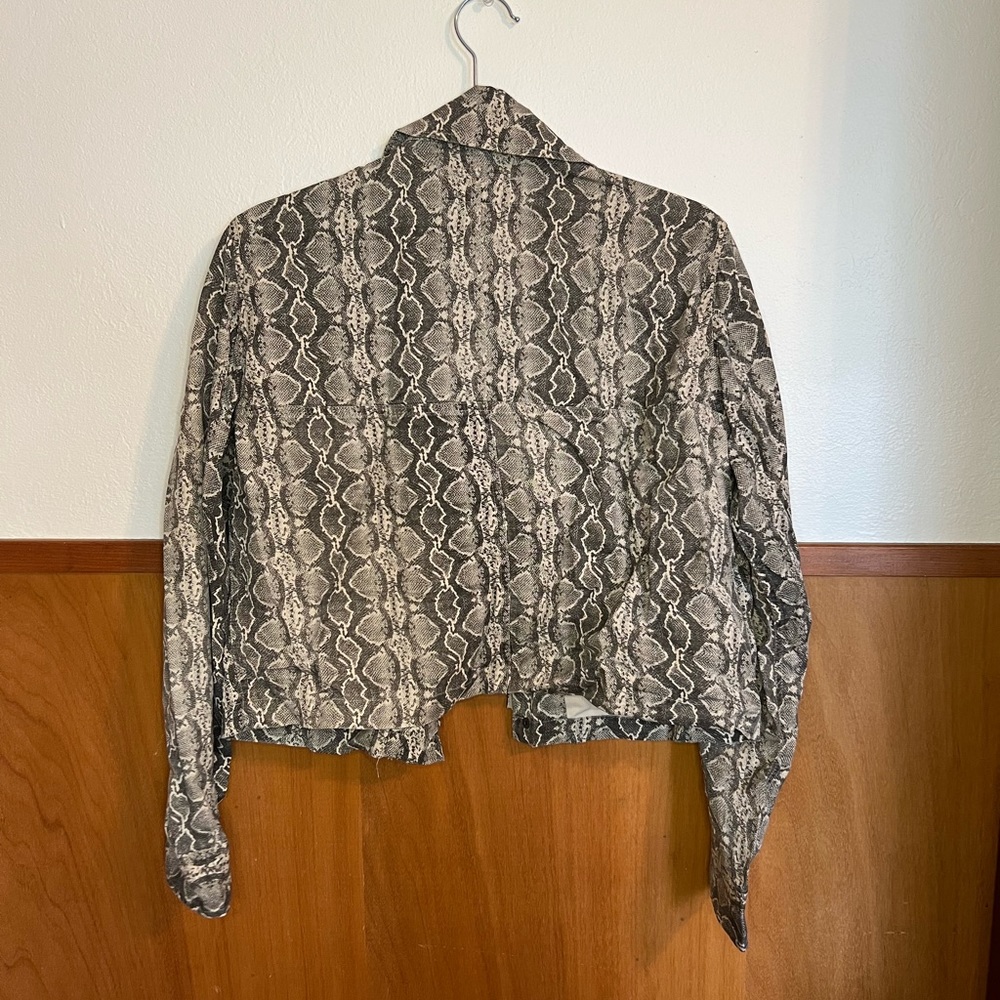Jacket - Picture 2 of 3